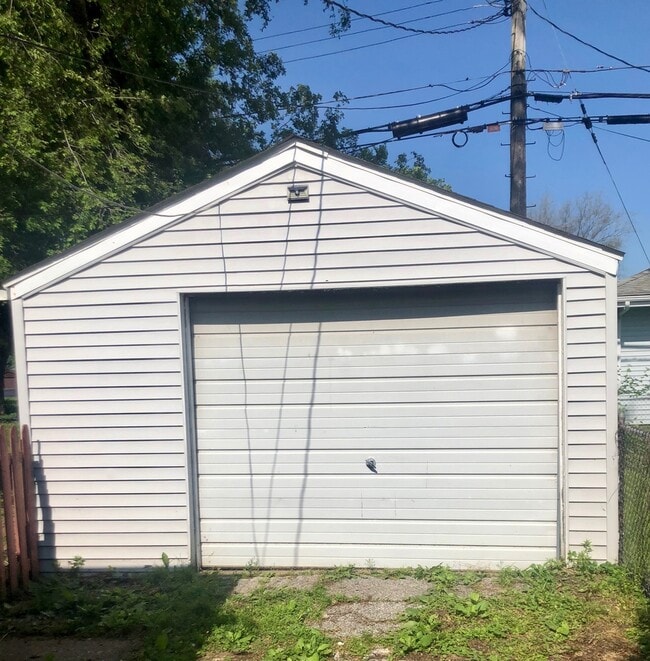 729 N St Marys Ave in Springfield, IL - Building Photo - Building Photo