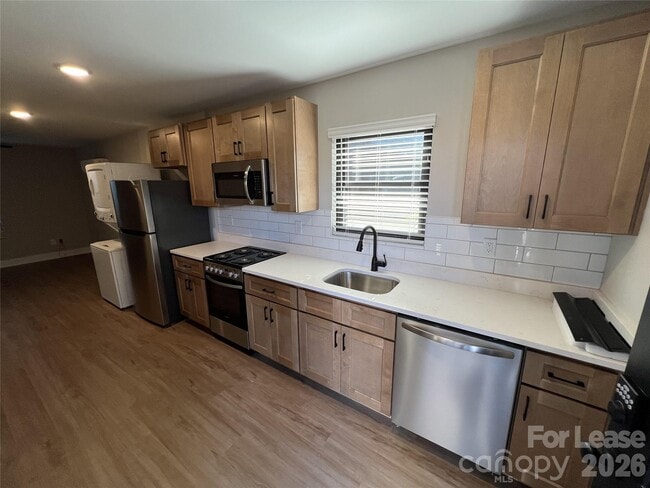 410 N 4th St in Albemarle, NC - Building Photo - Building Photo