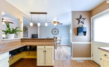 137 White Pine Cir in Elkton, MD - Building Photo - Building Photo