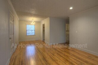 1331 E 43rd St in Tulsa, OK - Building Photo - Building Photo