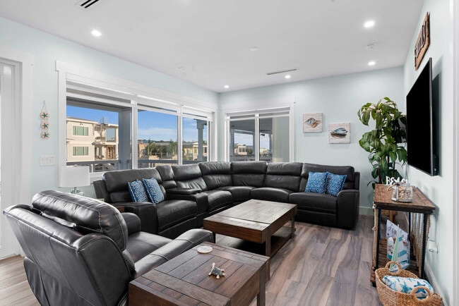 property at 811 104th St