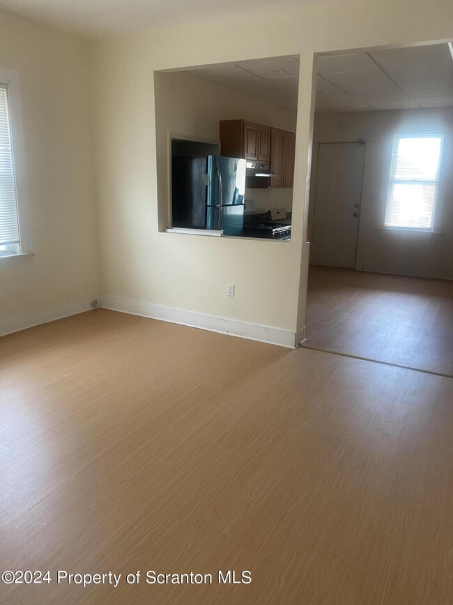 608 W Locust St in Scranton, PA - Building Photo - Building Photo