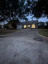 827 Coral Tree Pl in Missouri City, TX - Building Photo - Building Photo