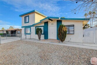 5813 W Balzar Ave in Las Vegas, NV - Building Photo - Building Photo