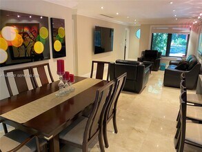 1501 Lisbon St in Coral Gables, FL - Building Photo - Building Photo