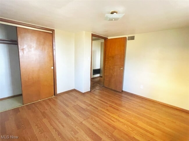 2803 Sunset Blvd
