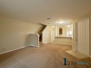 10403 Regent Square Dr in Orlando, FL - Building Photo - Building Photo