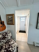 800 S 6th St in Lindenhurst, NY - Building Photo