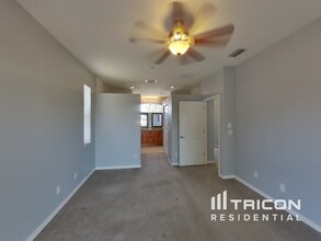 601 Cypress Park Ave in Tarpon Springs, FL - Building Photo - Building Photo