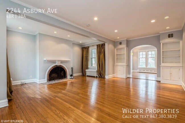 2244 Asbury Ave in Evanston, IL - Building Photo - Building Photo