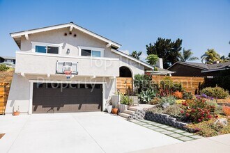4806 Refugio Ave in Carlsbad, CA - Building Photo - Building Photo