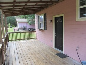 210 FM247 in Huntsville, TX - Building Photo - Building Photo