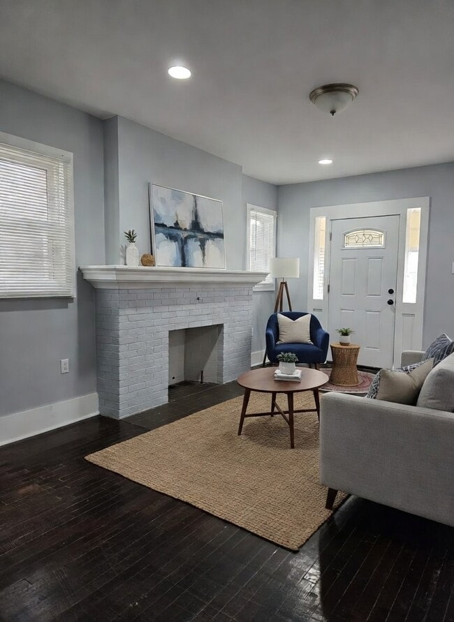 property at 2030 Hazelwood St