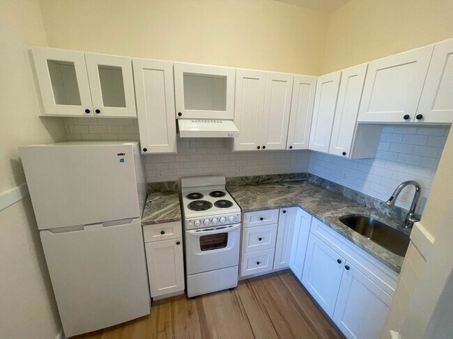 504 Beacon St in Boston, MA - Building Photo - Building Photo