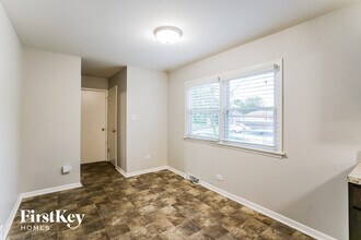 3657 W 59th Pl in Chicago, IL - Building Photo - Building Photo