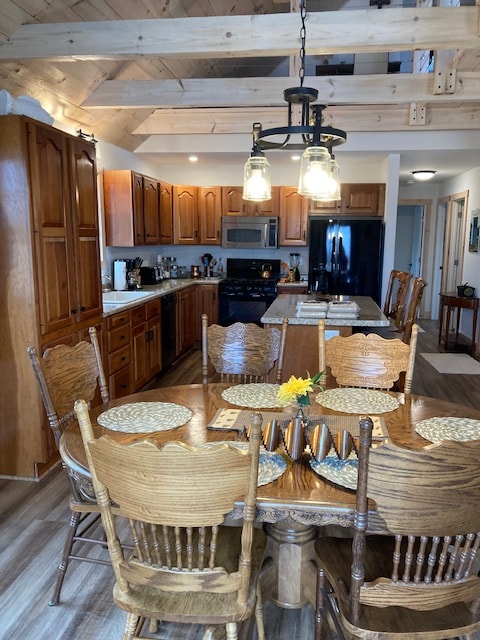 280 Quarry Rd in North Hero, VT - Foto de edificio - Building Photo