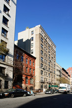 170 W 81st St in New York, NY - Building Photo - Building Photo