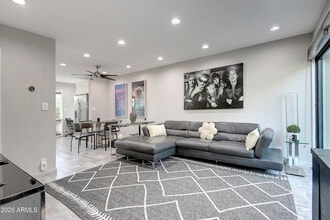 4610 N 68th St in Scottsdale, AZ - Building Photo - Building Photo
