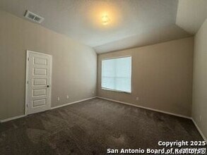 10534 Green Rock Dr in San Antonio, TX - Building Photo - Building Photo