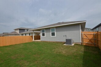 428 Agave Azul Wy in Liberty Hill, TX - Building Photo - Building Photo