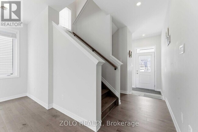 4130 Obsidian St in Ottawa, ON - Building Photo - Building Photo