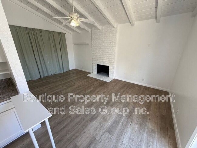 2258 Pamela Ln in Costa Mesa, CA - Building Photo - Building Photo