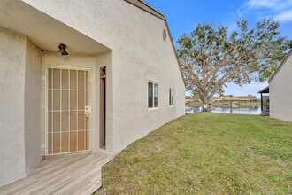 5514 SW 28th Terrace in Fort Lauderdale, FL - Building Photo - Building Photo