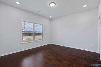 279 Shubert Dr in Hazel Green, AL - Building Photo - Building Photo