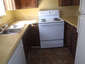 436-438 Robinson Ave in Yuba City, CA - Building Photo - Building Photo
