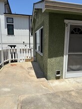 517 N Irena Ave, Unit B unit in Redondo Beach, CA - Building Photo - Building Photo