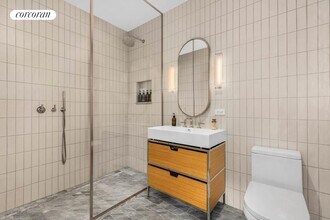 11 Hoyt St in Brooklyn, NY - Foto de edificio - Building Photo