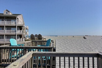 56821 North Carolina Hwy 12 in Hatteras, NC - Building Photo - Building Photo