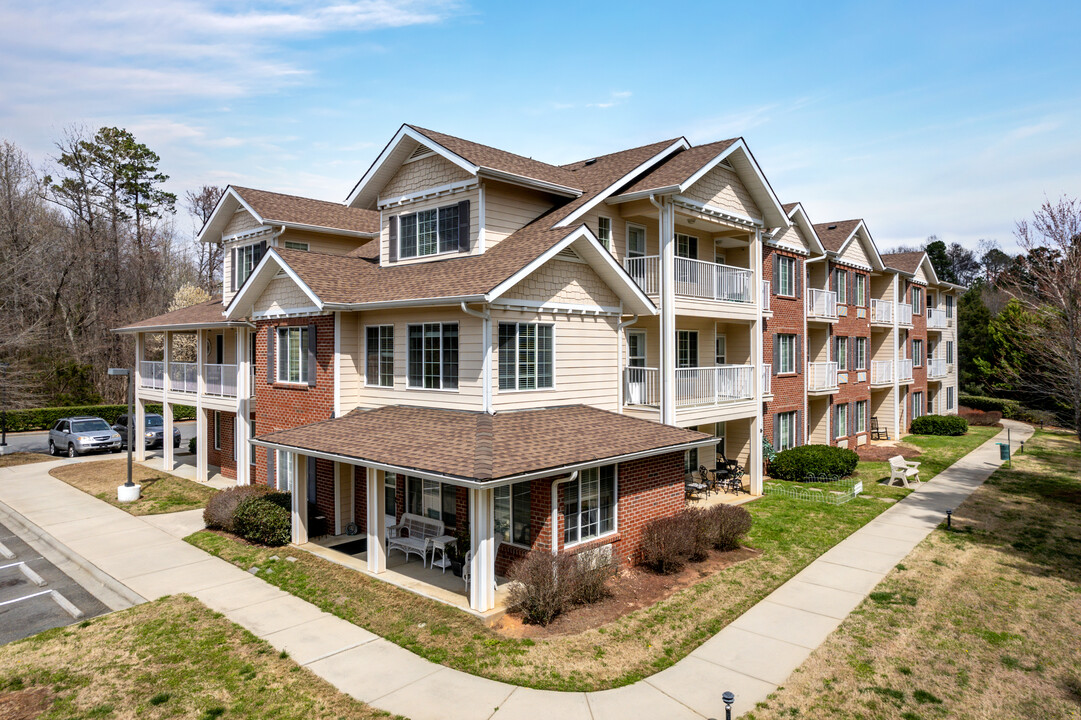 Willow Grove in Matthews, NC - Building Photo