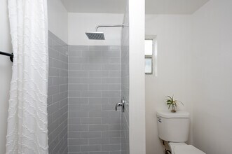 1701 14th St S, Unit 1 in St. Petersburg, FL - Building Photo - Building Photo