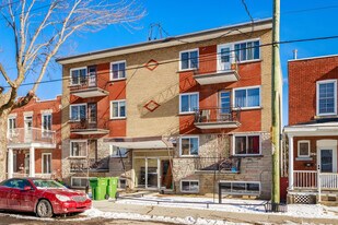 129 Saint-Pierre Av in Lachine, QC - Building Photo