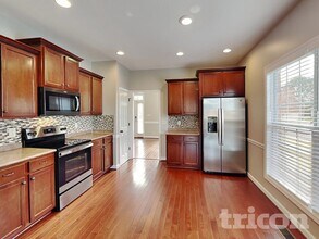 935 Willow Circle in Clarksville, TN - Building Photo - Building Photo