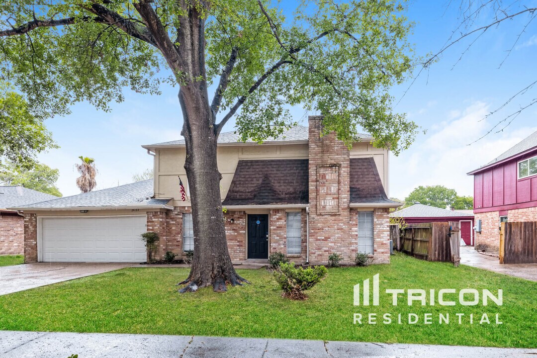 24122 Spring Mill Ln in Spring, TX - Building Photo