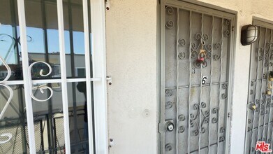 979 S Kingsley Dr in Los Angeles, CA - Building Photo - Building Photo