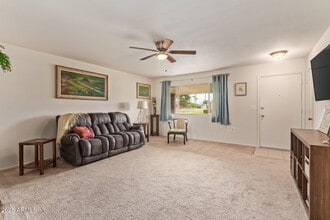 13636 N Redwood Dr in Sun City, AZ - Building Photo - Building Photo