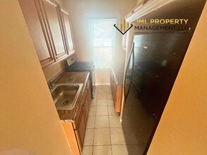 121 Irving St-Unit -2 in Fall River, MA - Building Photo - Building Photo