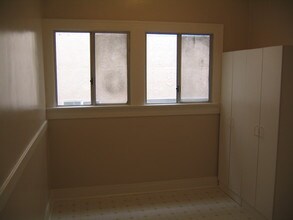 5433 Harold Way in Los Angeles, CA - Building Photo - Building Photo