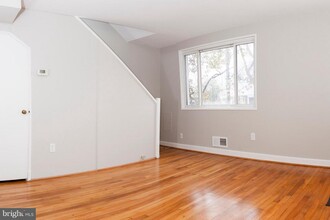 5627 8th St S in Arlington, VA - Building Photo - Building Photo