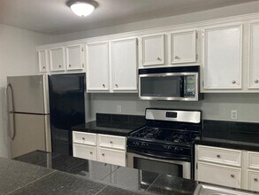 304 E 33rd St in Austin, TX - Building Photo - Building Photo