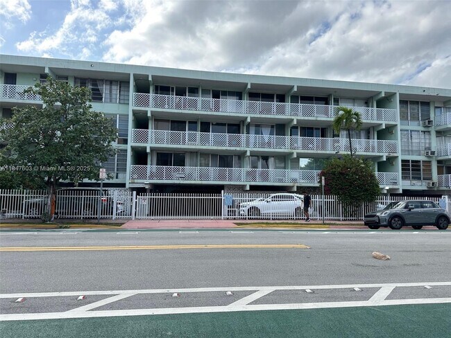 property at 1400 Pennsylvania Ave