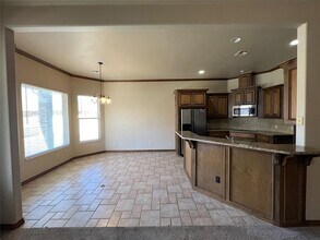 16505 Moorgate Ln in Edmond, OK - Building Photo - Building Photo