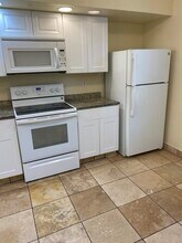 1605 E 4th St, Unit 2 in Duluth, MN - Building Photo - Building Photo