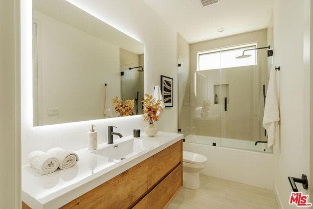 property at 1343 S Ogden Dr