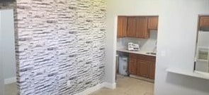 7210 Pembroke Rd in Miramar, FL - Building Photo - Building Photo