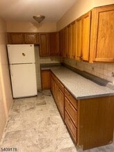 655 E 3rd Ave in Roselle, NJ - Building Photo - Building Photo