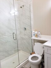 1409 W Diversey Pkwy in Chicago, IL - Building Photo - Building Photo